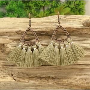 NEW Green BOHO Tassel Earrings, Frayed Tassel Dangle Earrings